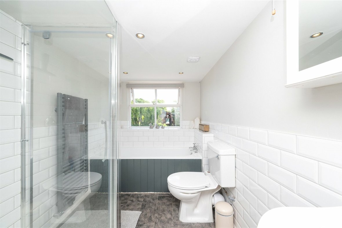 3 Bedroom House LetHouse Let in Arthur Road, St. Albans, Hertfordshire - View 5 - Collinson Hall
