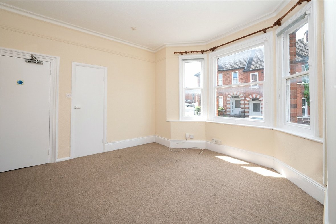 1 Bedroom Apartment Let in Britton Avenue, St. Albans, Hertfordshire - View 4 - Collinson Hall