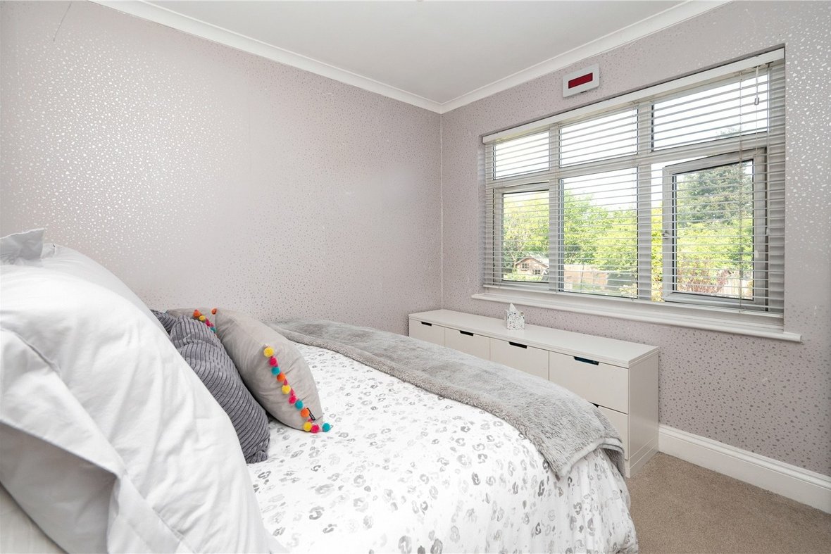 4 Bedroom House For Sale in Nightingale Lane, St. Albans, Hertfordshire - View 21 - Collinson Hall