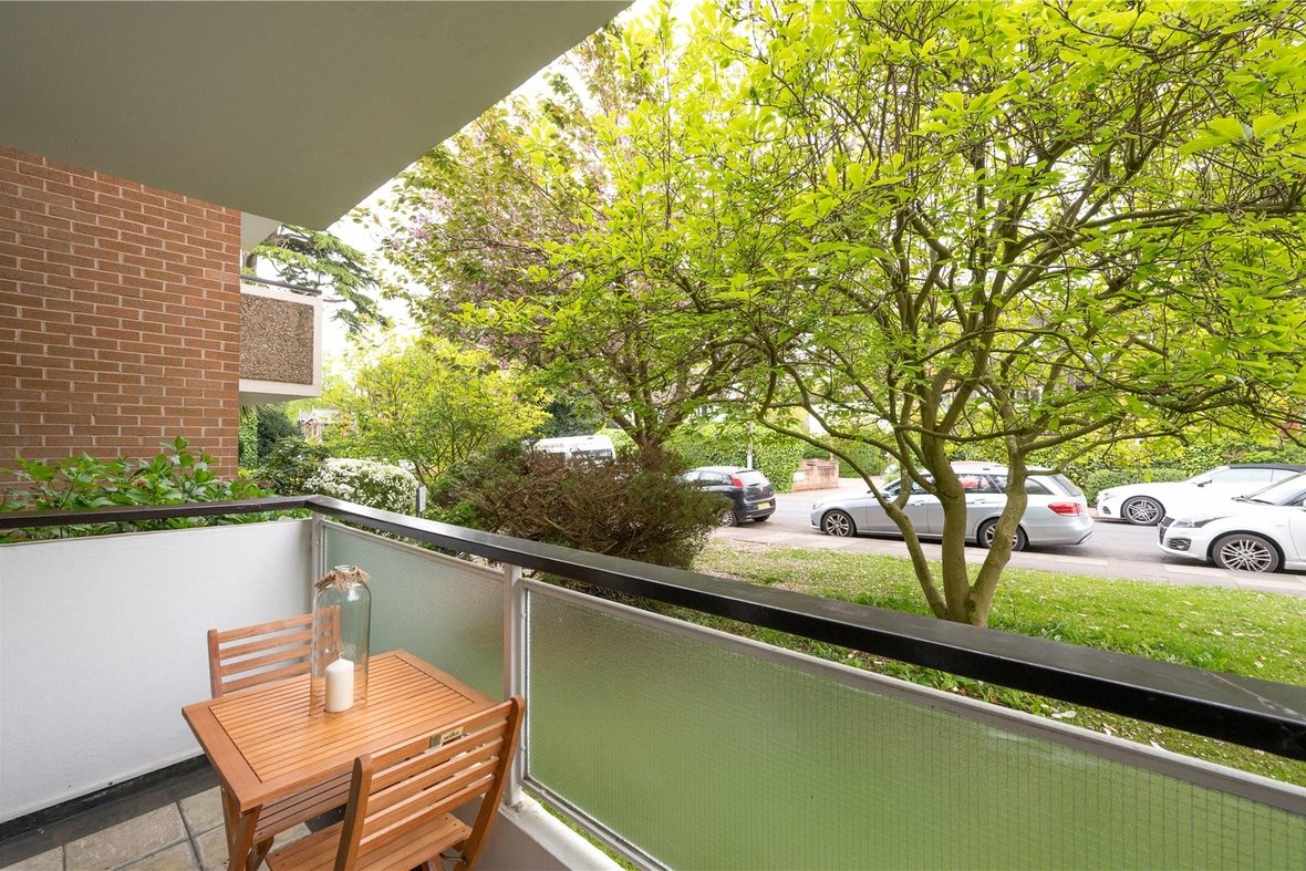 2 Bedroom Apartment Sold Subject to Contract in Hillside Road, St. Albans, Hertfordshire - View 15 - Collinson Hall