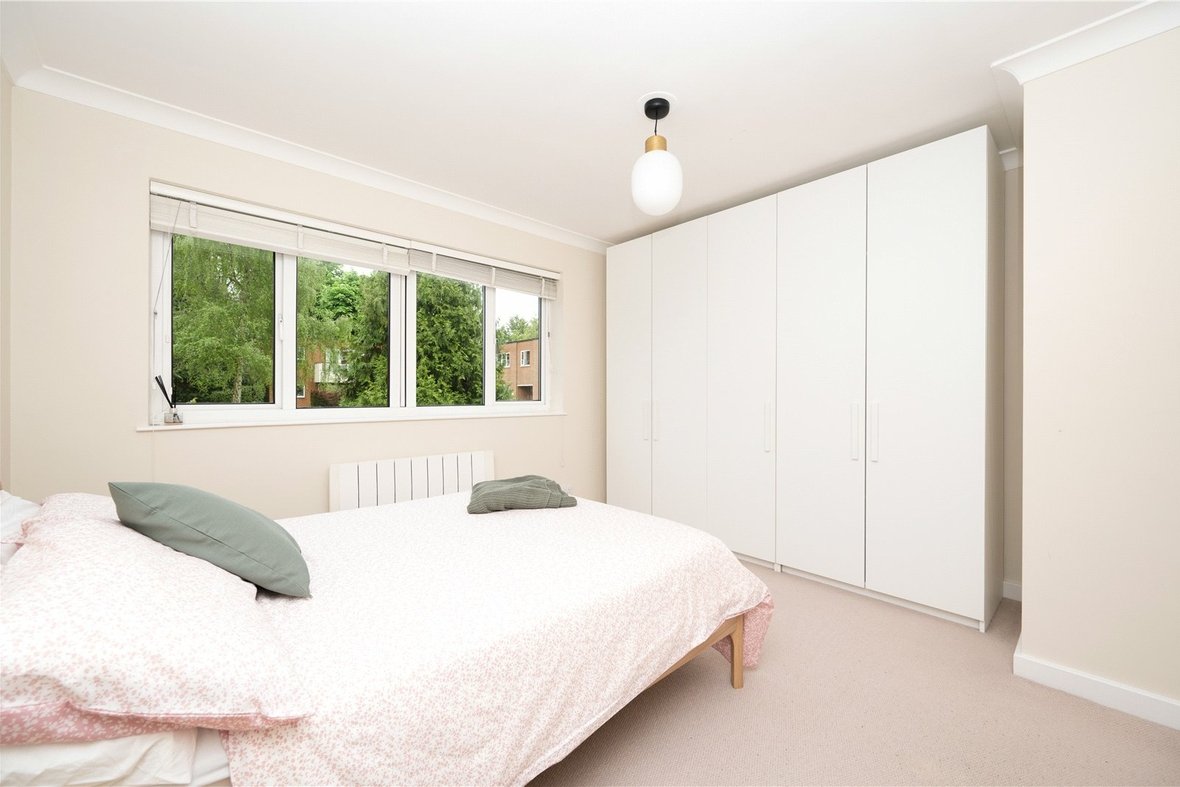 2 Bedroom Apartment Sold Subject to Contract in Hillside Road, St. Albans, Hertfordshire - View 7 - Collinson Hall