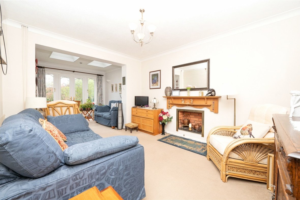 3 Bedroom House Sold Subject to Contract in Cherry Hill, St. Albans, Hertfordshire - View 4 - Collinson Hall
