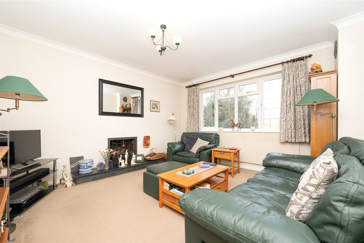 3 Bedroom House Sold Subject to Contract in Cherry Hill, St. Albans, Hertfordshire - View 3 - Collinson Hall