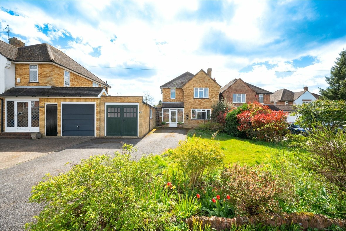 3 Bedroom House Sold Subject to Contract in Cherry Hill, St. Albans, Hertfordshire - View 1 - Collinson Hall