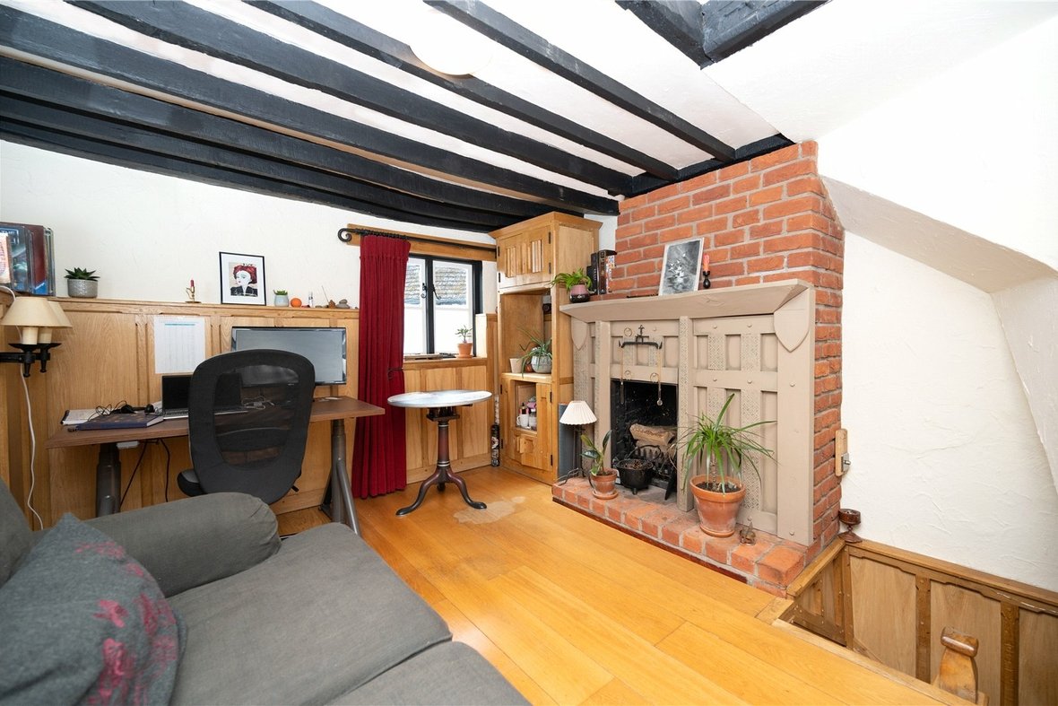 1 Bedroom  For Sale in Fishpool Street, St. Albans, Hertfordshire - View 6 - Collinson Hall