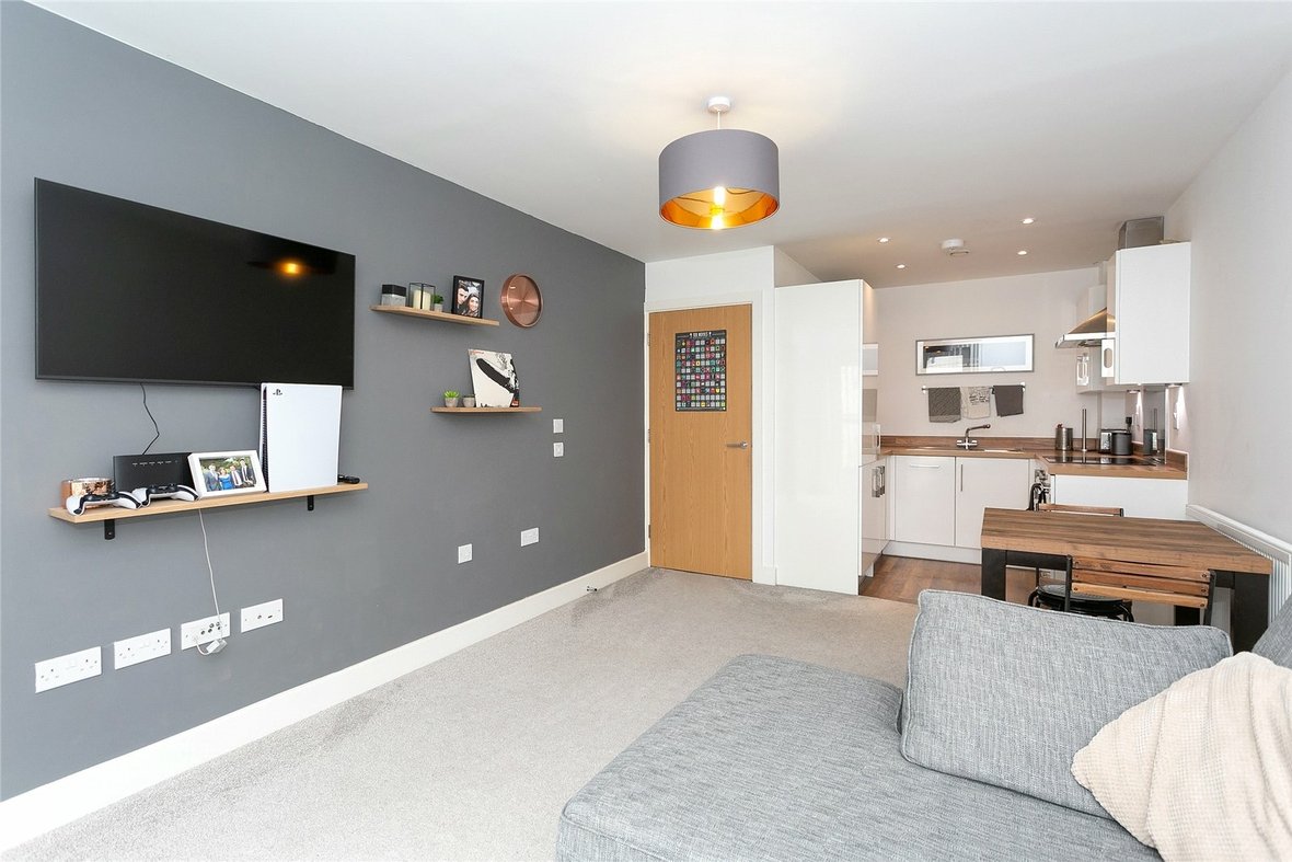 1 Bedroom Apartment New Instruction in Charrington Place, St. Albans, Hertfordshire - View 2 - Collinson Hall