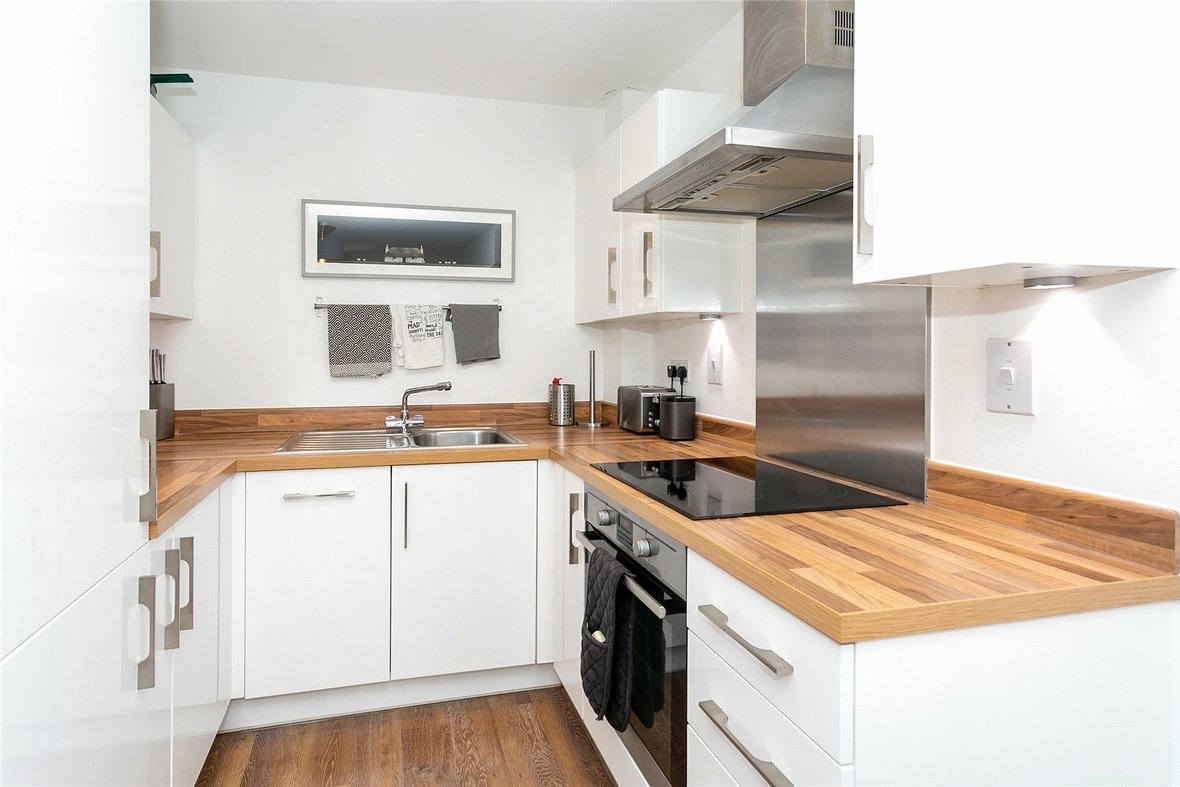 1 Bedroom Apartment New Instruction in Charrington Place, St. Albans, Hertfordshire - View 3 - Collinson Hall