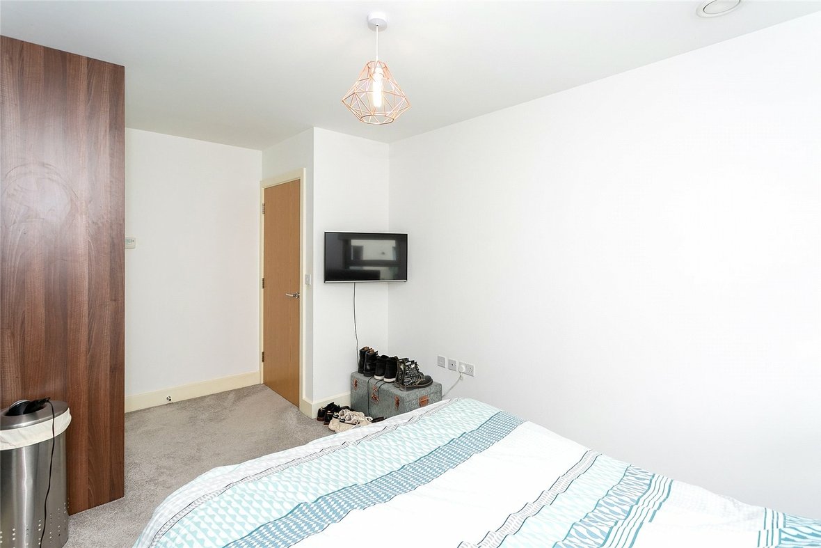 1 Bedroom Apartment New Instruction in Charrington Place, St. Albans, Hertfordshire - View 12 - Collinson Hall