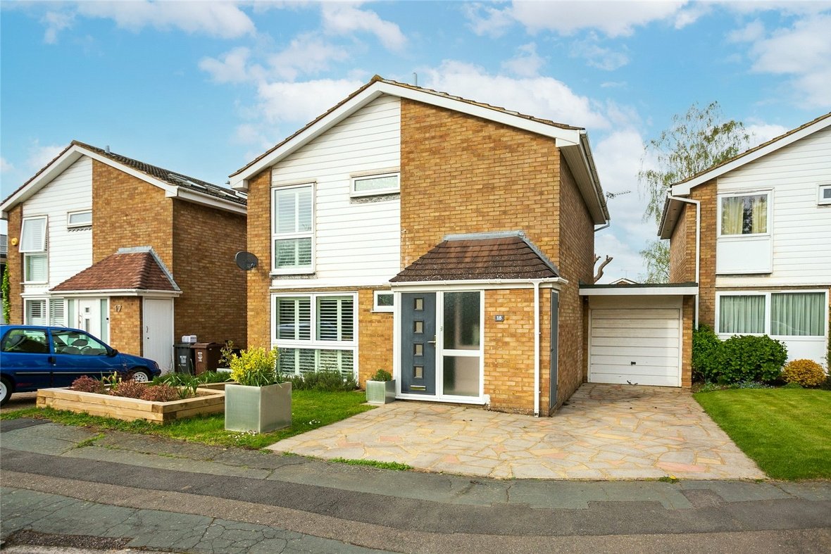 3 Bedroom House Sold Subject to Contract in Lindum Place, St. Albans, Hertfordshire - View 1 - Collinson Hall