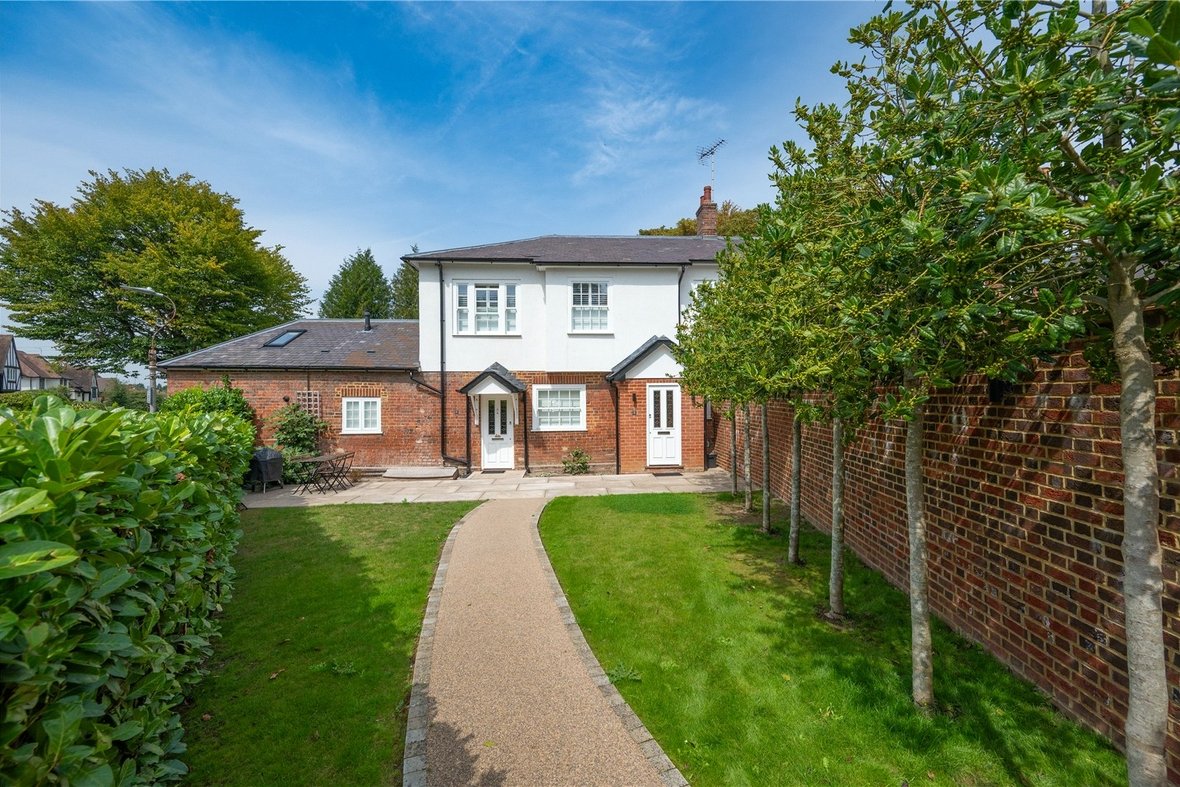 2 Bedroom Maisonette To LetMaisonette To Let in Harpenden Road, St Albans - View 1 - Collinson Hall