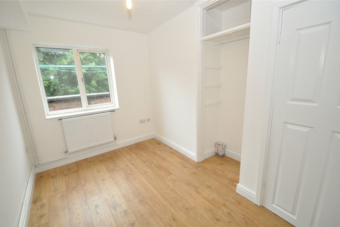 2 Bedroom Apartment Let Agreed in New House Park, St. Albans, Hertfordshire - View 4 - Collinson Hall
