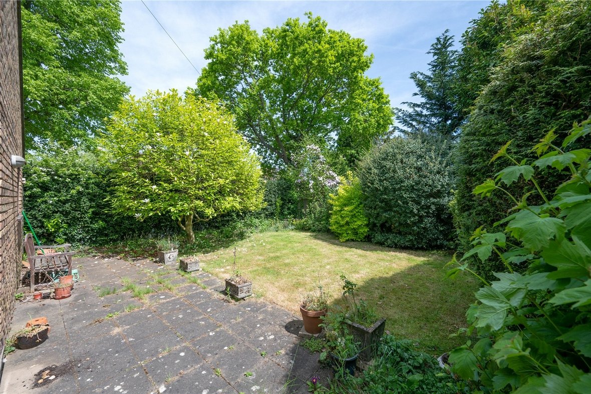 3 Bedroom Bungalow New Instruction in Ragged Hall Lane, St. Albans, Hertfordshire - View 9 - Collinson Hall