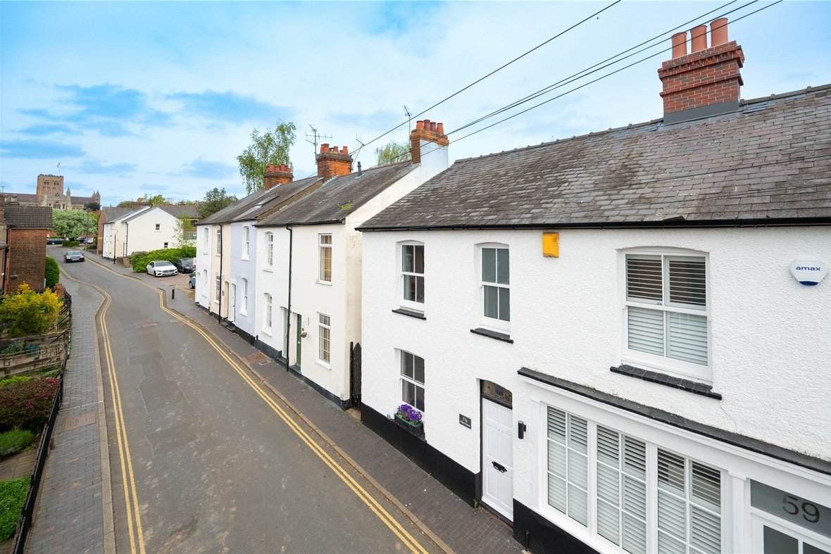 2 Bedroom House Sold Subject to Contract in Albert Street, St. Albans, Hertfordshire - View 13 - Collinson Hall