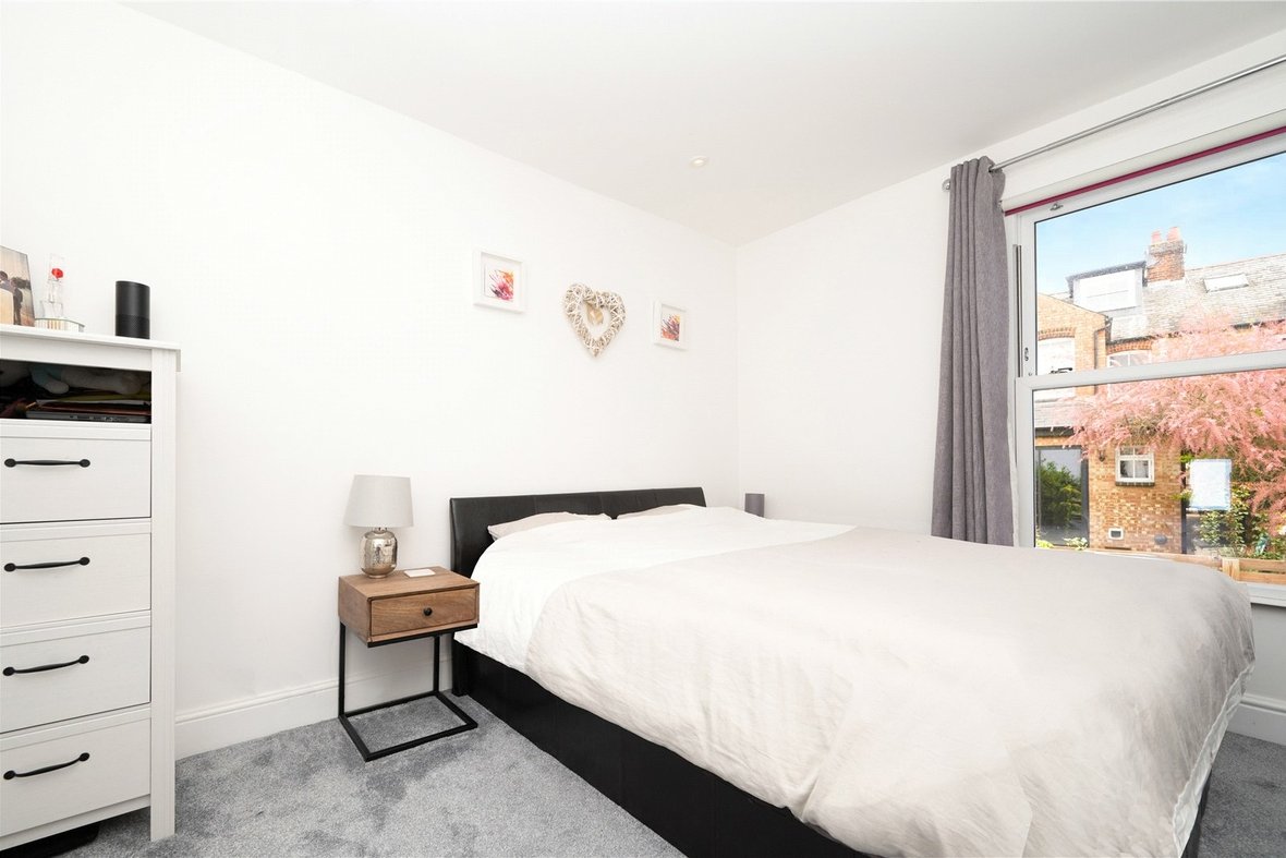 2 Bedroom House Sold Subject to Contract in Albert Street, St. Albans, Hertfordshire - View 5 - Collinson Hall