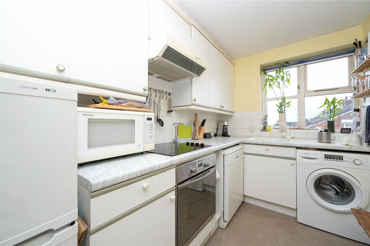 1 Bedroom Apartment Sold Subject to Contract in Faulkner Court, Boundary Road, St Albans - View 3 - Collinson Hall