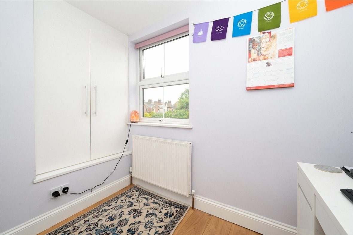2 Bedroom House For Sale in Boundary Road, St. Albans, Hertfordshire - View 12 - Collinson Hall