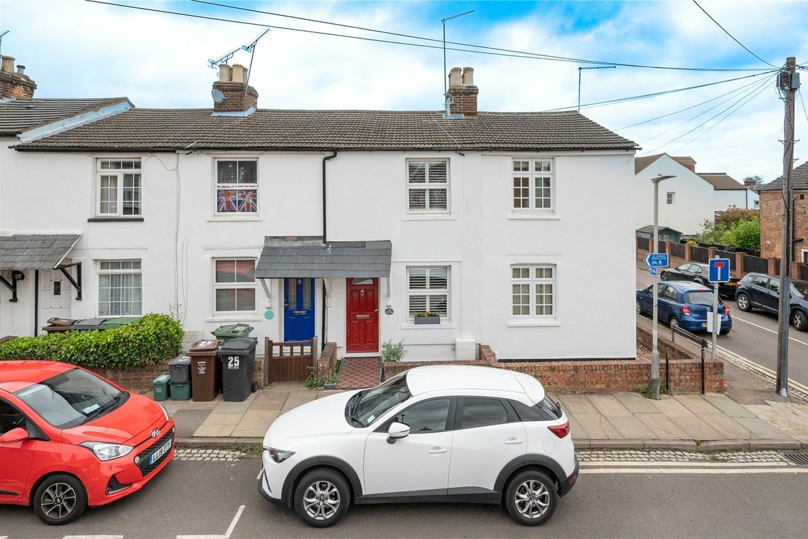 2 Bedroom House For Sale in Boundary Road, St. Albans, Hertfordshire - View 1 - Collinson Hall