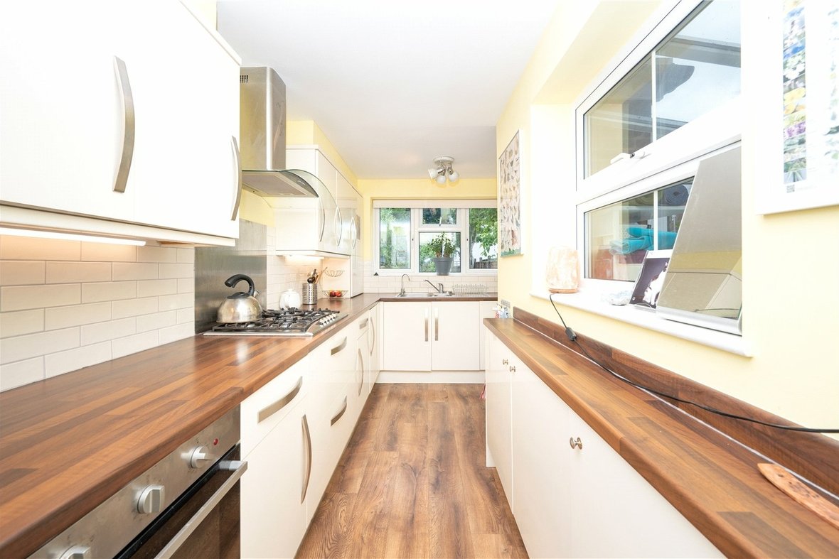 2 Bedroom House For Sale in Boundary Road, St. Albans, Hertfordshire - View 6 - Collinson Hall