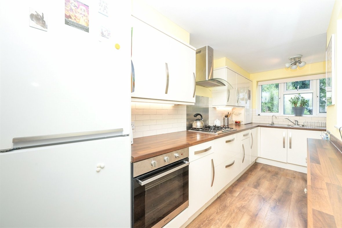 2 Bedroom House For Sale in Boundary Road, St. Albans, Hertfordshire - View 2 - Collinson Hall