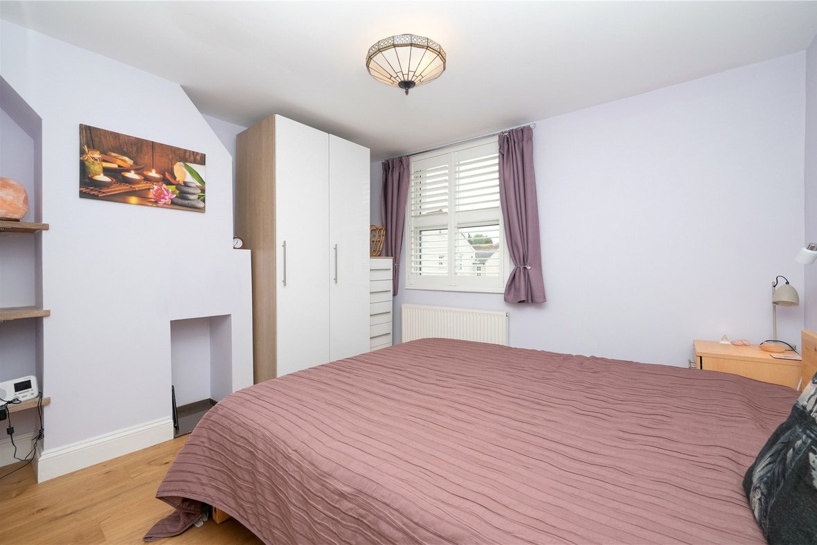 2 Bedroom House For Sale in Boundary Road, St. Albans, Hertfordshire - View 7 - Collinson Hall