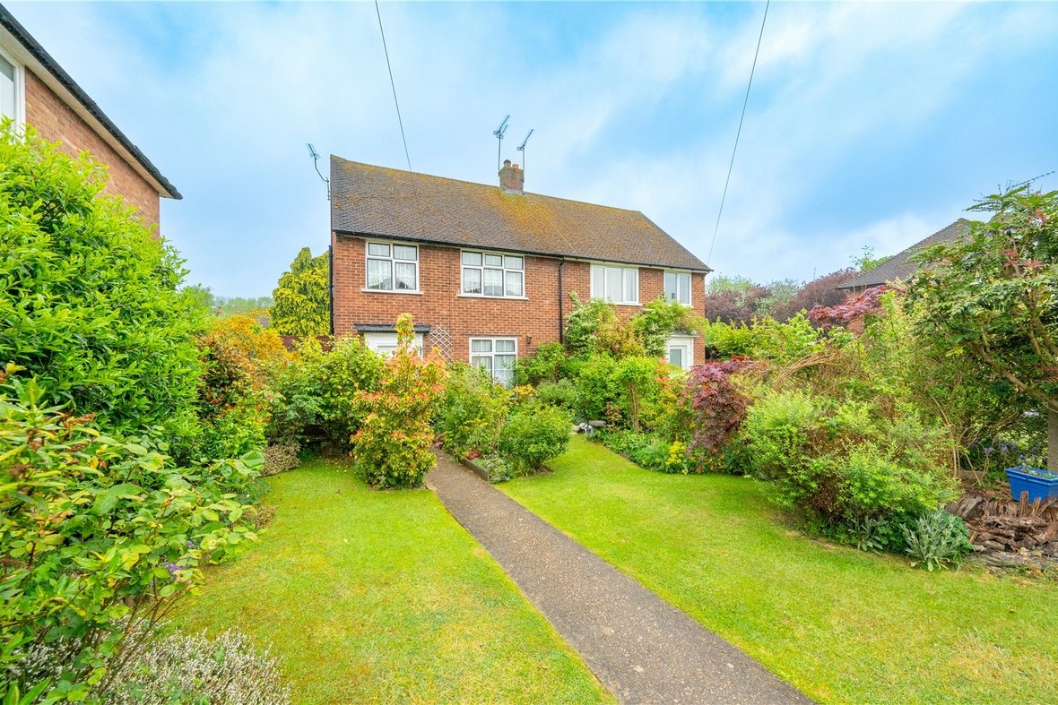 3 Bedroom House Sold Subject to Contract in Priory Walk, St. Albans, Hertfordshire - View 1 - Collinson Hall