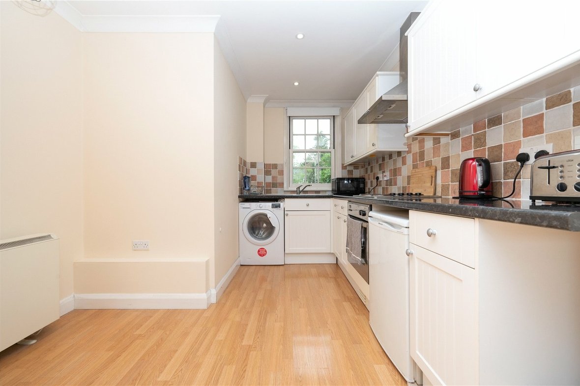 2 Bedroom Apartment Let AgreedApartment Let Agreed in Victoria Street, St. Albans, Hertfordshire - View 3 - Collinson Hall