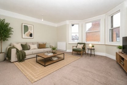 3 Bedroom Maisonette To LetMaisonette To Let in Britton Avenue, St. Albans, Hertfordshire - Collinson Hall