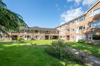 1 Bedroom Apartment Let AgreedApartment Let Agreed in Cumberland Court, Carlisle Avenue, St. Albans - Collinson Hall