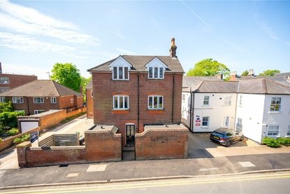 2 Bedroom Apartment To LetApartment To Let in Grosvenor Road, St. Albans - Collinson Hall
