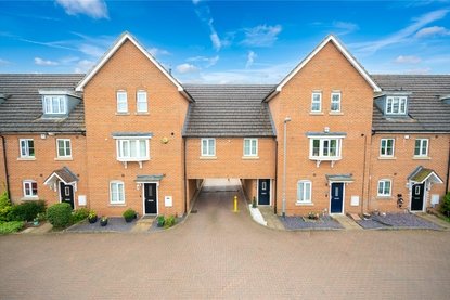 1 Bedroom Maisonette For SaleMaisonette For Sale in Centaurus Square, Curo Park, Frogmore - Collinson Hall