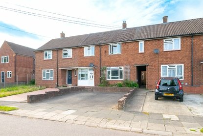 3 Bedroom House Sold Subject to ContractHouse Sold Subject to Contract in Holyrood Crescent, St. Albans, Hertfordshire - Collinson Hall