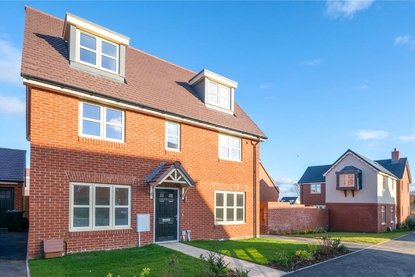 5 Bedroom House New InstructionHouse New Instruction in Osprey Drive, St. Albans, Hertfordshire - Collinson Hall