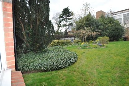 2 Bedroom Apartment Let Agreed in Avondale Court, Upper Lattimore Road, St. Albans - Collinson Hall