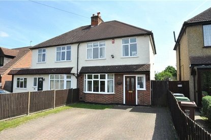 3 Bedroom House Sold Subject to Contract in Park Street Lane, Park Street, St. Albans - Collinson Hall