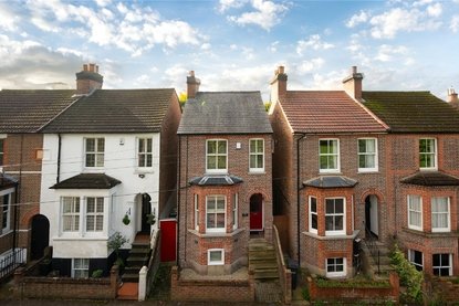 2 Bedroom House For SaleHouse For Sale in Verulam Road, St. Albans, Hertfordshire - Collinson Hall