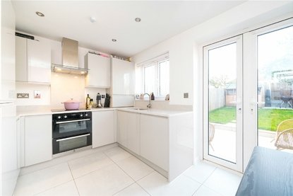 3 Bedroom House For SaleHouse For Sale in Shakespeare Close, St. Albans, Hertfordshire - Collinson Hall