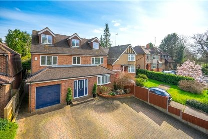 6 Bedroom House Sold Subject to ContractHouse Sold Subject to Contract in Everlasting Lane, St. Albans, Hertfordshire - Collinson Hall