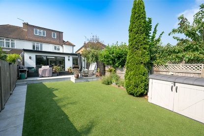 5 Bedroom House For SaleHouse For Sale in Gurney Court Road, St Albans, Hertfordshire - Collinson Hall