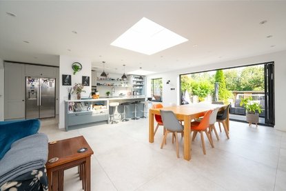 5 Bedroom House For SaleHouse For Sale in Gurney Court Road, St Albans, Hertfordshire - Collinson Hall
