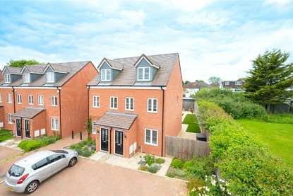 3 Bedroom House Sold Subject to ContractHouse Sold Subject to Contract in Shakespeare Close, St. Albans, Hertfordshire - Collinson Hall