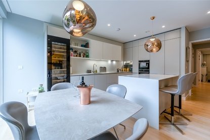 4 Bedroom House For SaleHouse For Sale in Gabriel Square, St. Albans, Hertfordshire - Collinson Hall