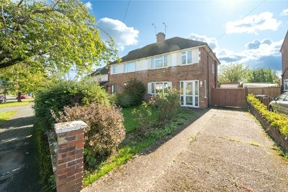3 Bedroom House Sold Subject to ContractHouse Sold Subject to Contract in The Ridgeway, St. Albans, Hertfordshire - Collinson Hall