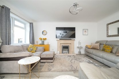 3 Bedroom House For SaleHouse For Sale in Alsop Close, London Colney, St. Albans - Collinson Hall