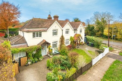 4 Bedroom House New InstructionHouse New Instruction in Butterfield Lane, St. Albans - Collinson Hall
