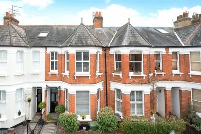 3 Bedroom House New InstructionHouse New Instruction in Glenferrie Road, St. Albans, Hertfordshire - Collinson Hall