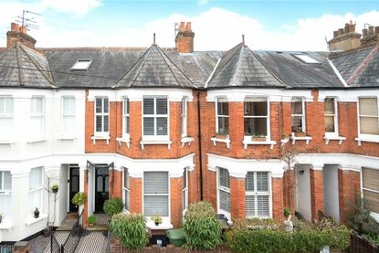 3 Bedroom House For SaleHouse For Sale in Glenferrie Road, St. Albans, Hertfordshire - Collinson Hall