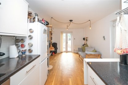 2 Bedroom House To LetHouse To Let in Chiswell Green Lane, St. Albans, Hertfordshire - Collinson Hall