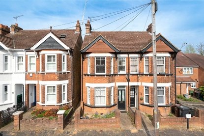 3 Bedroom House For SaleHouse For Sale in Ramsbury Road, St. Albans, Hertfordshire - Collinson Hall