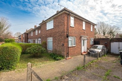 3 Bedroom House For SaleHouse For Sale in Nuns Lane, St. Albans, Hertfordshire - Collinson Hall