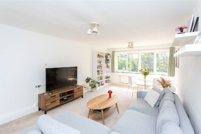 2 Bedroom Apartment For SaleApartment For Sale in Tudor Road, St. Albans, Hertfordshire - Collinson Hall